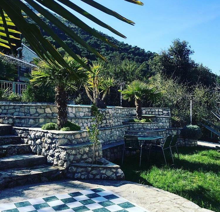 GrebašticaLuena公寓 外观 照片