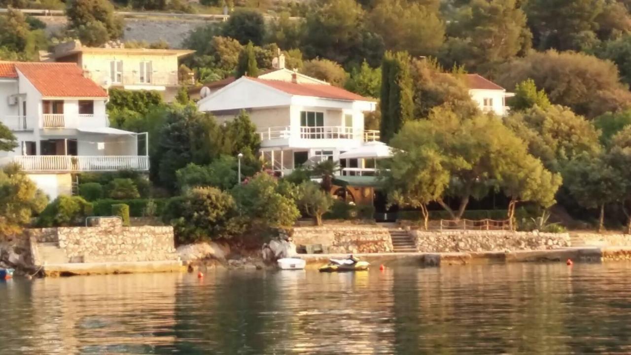 GrebašticaLuena公寓 外观 照片